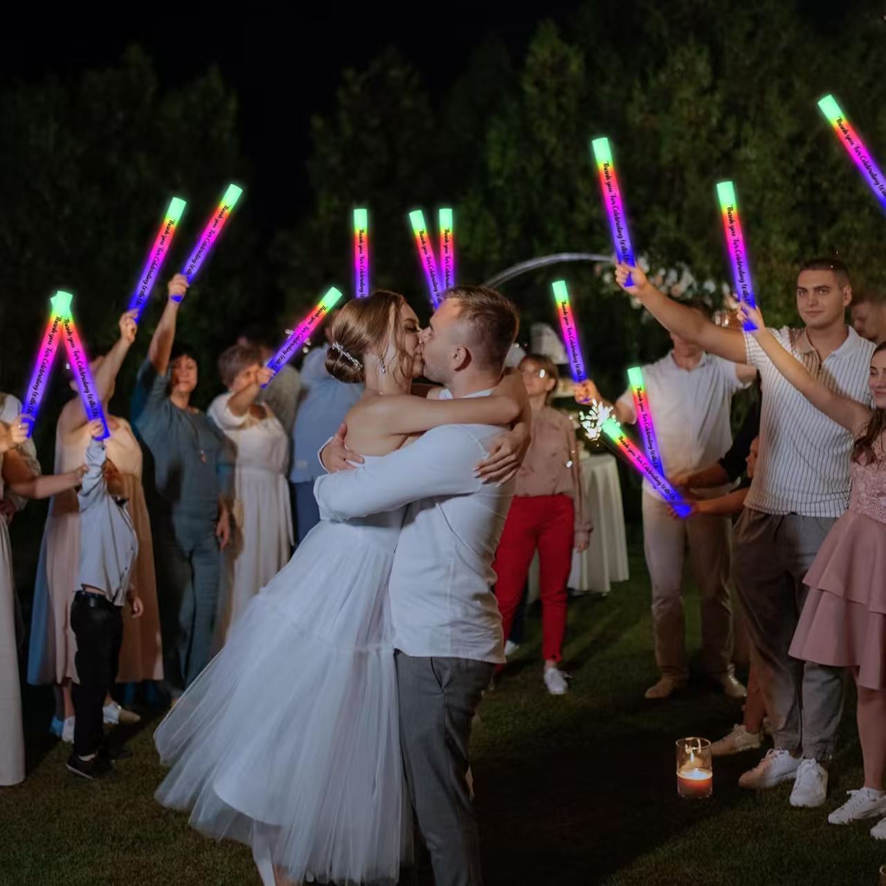 50PCS Foam glow sticks bulk,wedding glow sticks for reception props，white light-up sticks for adults wedding，light up foam sticks，party light sticks pack,light sticks for parties bulk.