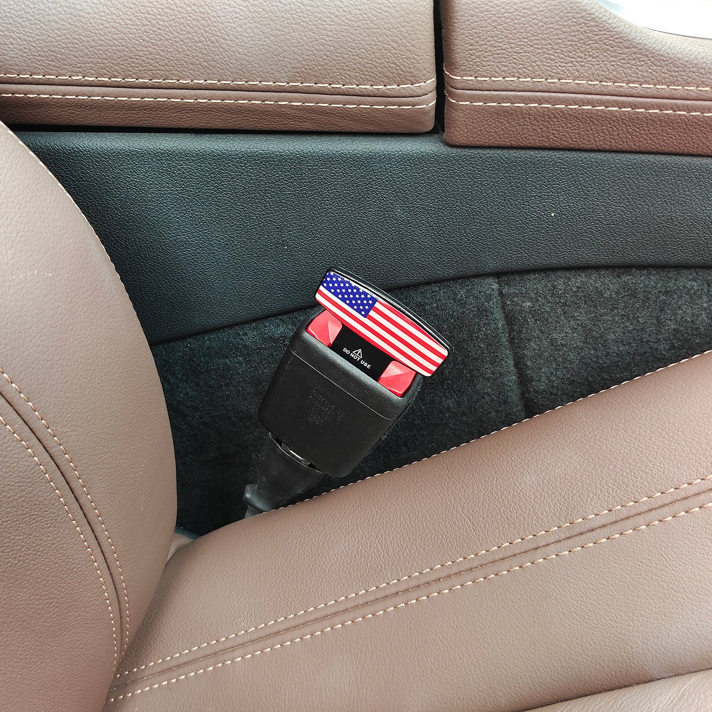 Seat Belt Clip, 2PCS Upgraded Seatbelt Clip, Car Supplies Seat Belt Clip Safety Belts Buckle，Universal for Most Vehicles（National flag))