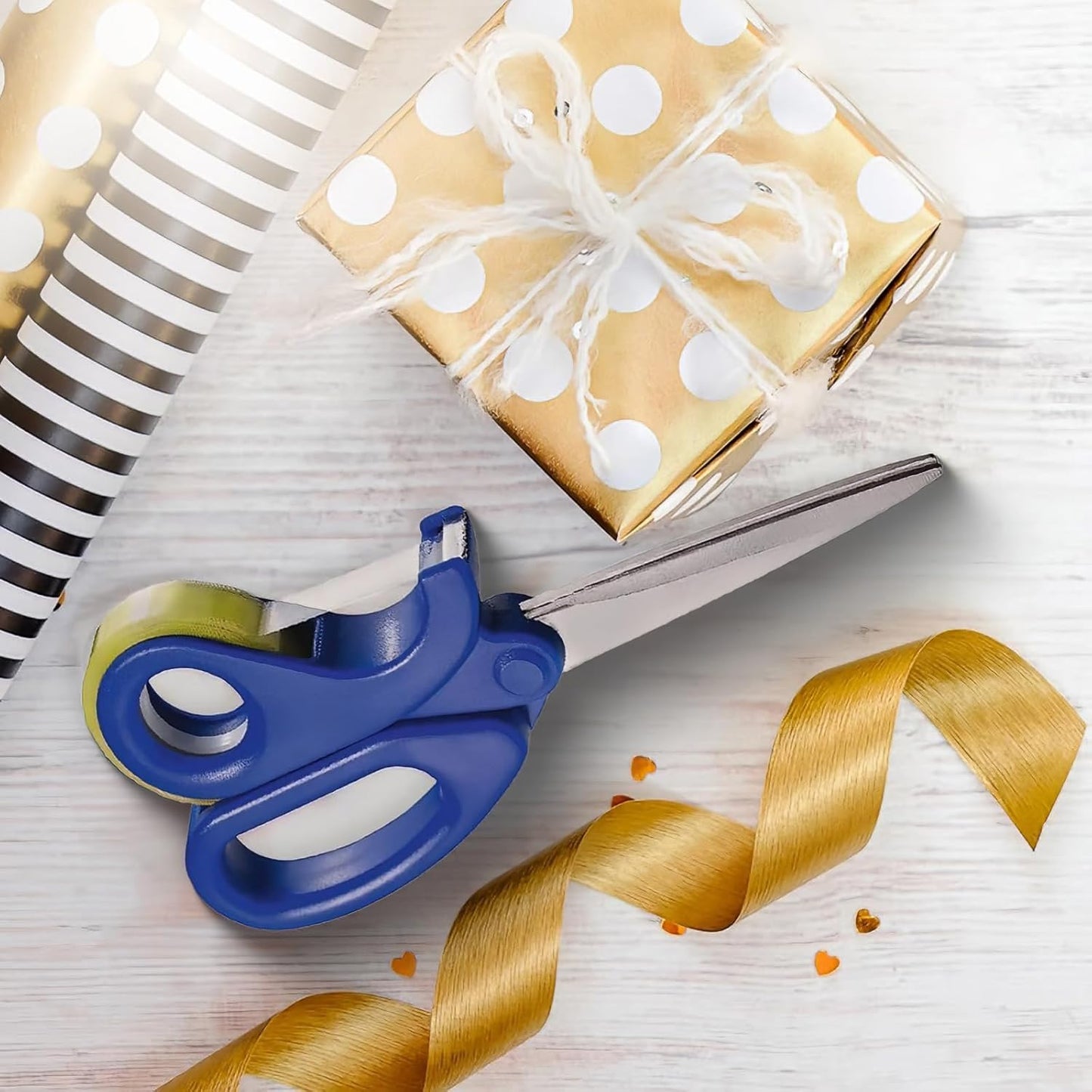 2-in-1 Scissors & Integrated Clear Sticky Tape Dispenser Cutter – Desktop Tape Dispenser for Gift Wrapping, Multi-Purpose Scissor with Tape for Office, School, and Home Use (1Pcs)